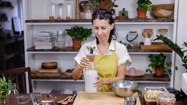 Grumos de nostalgia: Un postre imperfecto que se transforma en arte gastronómico Grumos de nostalgia: Un postre imperfecto que se transforma en arte gastronómico