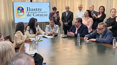 Delegación de la mesa de diálogo abre espacios con el Colegio de Abogados para debatir la reforma del sistema judicial Delegación de la mesa de diálogo abre espacios con el Colegio de Abogados para debatir la reforma del sistema judicial