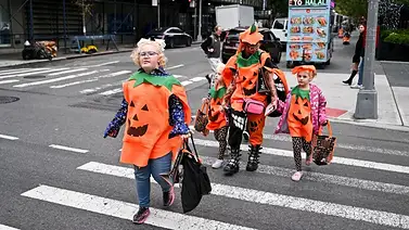 Recorrido peatonal gratuito de ruta familiar para celebraciones de Halloween en Brooklyn Recorrido peatonal gratuito de ruta familiar para celebraciones de Halloween en Brooklyn