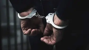 Capturan a administrador en La Yaguara: alteraba nóminas y desviaba fondos Capturan a administrador en La Yaguara: alteraba nóminas y desviaba fondos