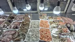 Hallaca de mariscos en La Guaira: sabor a mar y costos diferenciados