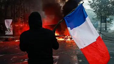 Prohíben manifestaciones en el centro de París por temor a nuevos disturbios Prohíben manifestaciones en el centro de París por temor a nuevos disturbios