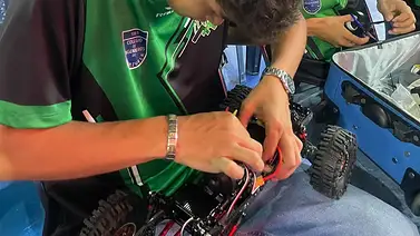 El Club de Robótica de la UMA se titula campeón en TechnoXian Venezuela 2026: desarrollaron prototipo de carro 4x4 El Club de Robótica de la UMA se titula campeón en TechnoXian Venezuela 2026: desarrollaron prototipo de carro 4x4