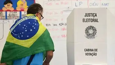 Cierran los centros de votaciones en Brasil: el TSE reanuda el escrutinio en la segunda vuelta Cierran los centros de votaciones en Brasil: el TSE reanuda el escrutinio en la segunda vuelta