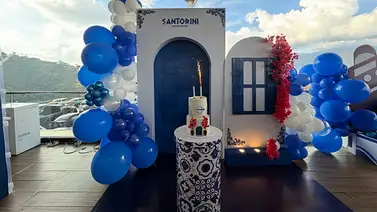 Helados Santorini celebra su primer aniversario con el lanzamiento de la campaña "Viaja con Santorini" Helados Santorini celebra su primer aniversario con el lanzamiento de la campaña "Viaja con Santorini"