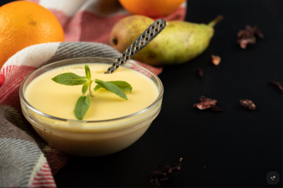 Cómo preparar un cremoso de mango y yogur sin nata ni espesantes: postre tropical fácil de hacer
