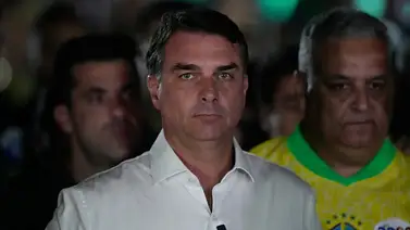 Reuters: Flávio Bolsonaro escapó a EEUU tras la prohibición de salida de su país Reuters: Flávio Bolsonaro escapó a EEUU tras la prohibición de salida de su país