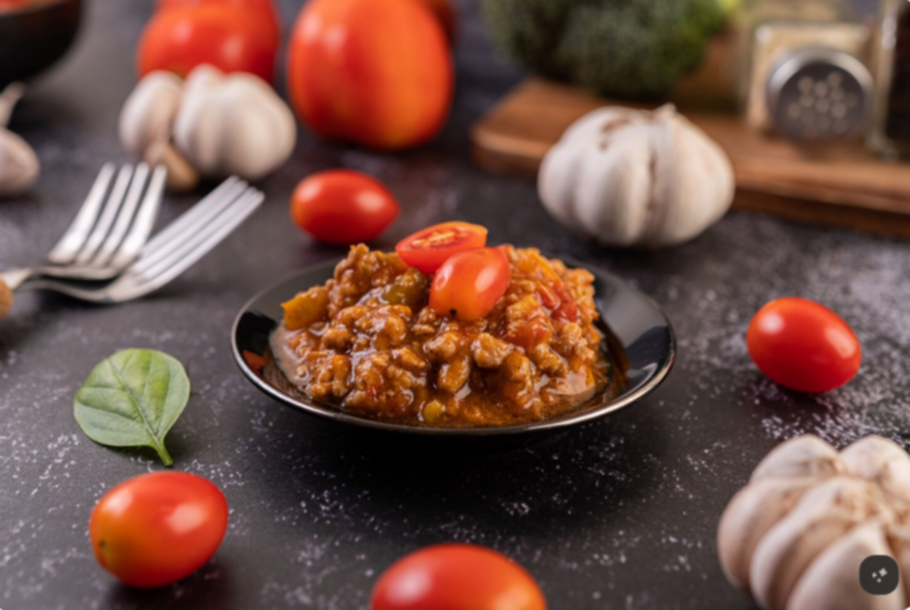 Cómo preparar una salsa boloñesa jugosa y sin carne: alternativa vegetal que triunfa