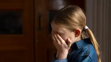 Tristeza infantil: por qué se manifiesta con enfado y cómo acompañar sus emociones Tristeza infantil: por qué se manifiesta con enfado y cómo acompañar sus emociones