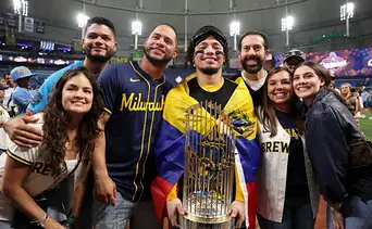 El venezolano William Contreras se alzó con el MVP de la Serie Mundial
