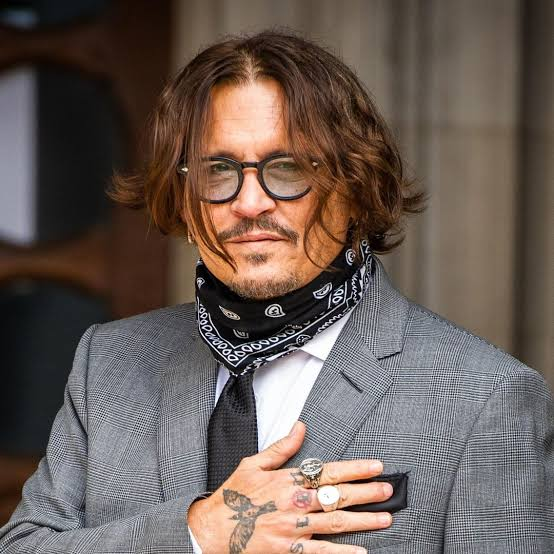 Johnny Depp y su transformación a través de los años: así ha cambiado el galán de Hollywood Johnny Depp y su transformación a través de los años: así ha cambiado el galán de Hollywood
