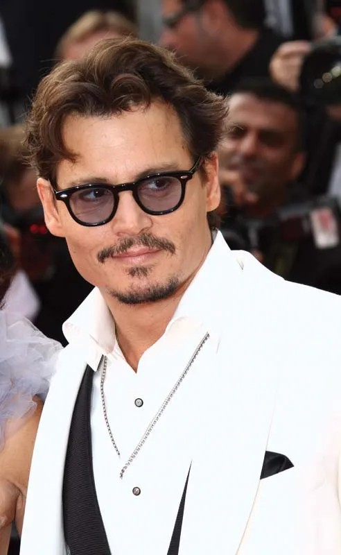 Johnny Depp y su transformación a través de los años: así ha cambiado el galán de Hollywood Johnny Depp y su transformación a través de los años: así ha cambiado el galán de Hollywood