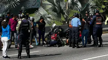 Fallece hombre tras ser arrollado en la autopista Francisco Fajardo Fallece hombre tras ser arrollado en la autopista Francisco Fajardo