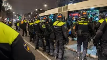 Alcaldesa de Ámsterdam se pronuncia ante ataque contra hinchas israelíes Alcaldesa de Ámsterdam se pronuncia ante ataque contra hinchas israelíes