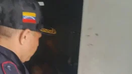 Técnico muere aplastado por ascensor en escuela de Caracas