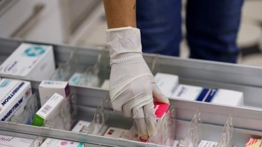 Alerta sanitaria en Venezuela por solución para tratamiento contra el cáncer