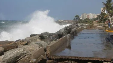 Inameh reporta mar de fondo en costas occidentales del país