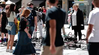 España prevé regularizar a 300 mil migrantes al año con una nueva normativa España prevé regularizar a 300 mil migrantes al año con una nueva normativa