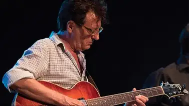 Muere el guitarrista Jordi Bonell, referente del jazz catalán Muere el guitarrista Jordi Bonell, referente del jazz catalán