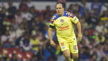 Cuauhtémoc Blanco juega de nuevo en el América por una noble causa