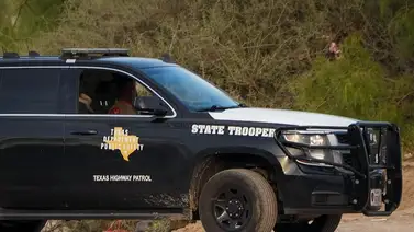 Niña de dos años cruzó sola la frontera de EEUU para buscar a sus padres Niña de dos años cruzó sola la frontera de EEUU para buscar a sus padres