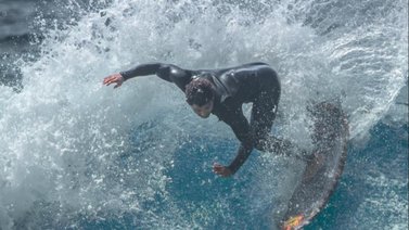 2001online – La Guaira– Surf