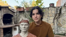 Josué Benjamín sorprende con exposición artística en España (+Video) 