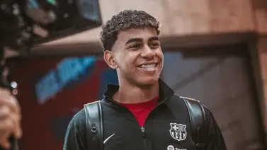 Lamine Yamal recibe el premio Golden Boy 2024 (+Detalles) Lamine Yamal recibe el premio Golden Boy 2024 (+Detalles)