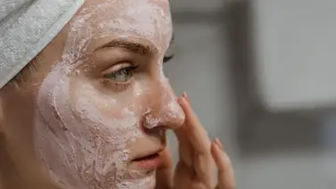 Este ingrediente exfolia e hidrata la piel en una sola aplicación Este ingrediente exfolia e hidrata la piel en una sola aplicación