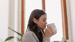 Desinflama tu cuerpo con esta infusión natural que tiene efecto diurético: la preparas en pocos pasos con esta planta que siempre tienes en casa