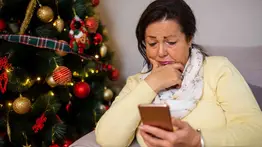 ¿Depresión navideña?: expertos en salud mental hablan sobre el síndrome de la silla vacía