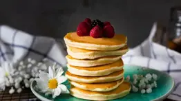 Aprende a preparar panquecas con cinco ingredientes saludables: el desayuno ideal para los más pequeños de la casa