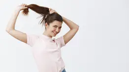 Que el frizz no arruine tu peinado: mascarilla casera para combatirlo y darle brillo a la melena