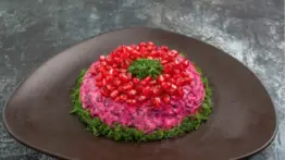 Risotto rojo: paso a paso para elaborar esta receta con estrella Michelin