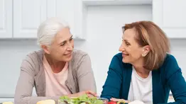 Logra un equilibrio hormonal en la menopausia: incluye estos alimentos a tu dieta cotidiana para mejor calidad de vida