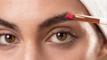 ¿Tienes más de 60 años? Esta es la forma correcta de maquillar tus cejas para que luzcan naturales ¿Tienes más de 60 años? Esta es la forma correcta de maquillar tus cejas para que luzcan naturales
