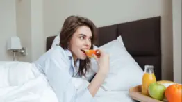 Conoce la cantidad de frutas que debes comer para dormir bien: estudio del Sleep Health americano lo confirma