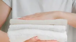 Experto devela cuál es el mejor suavizante para las tollas: elimina los depósitos minerales que las endurecen