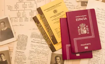 Récord histórico: venezolanos, colombianos y mexicanos son ahora europeos gracias al nuevo "derecho genealogista"