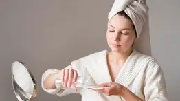 Estos son los tres ingredientes que según experta necesitas para elaborar tu agua micelar: accesibles y económicos