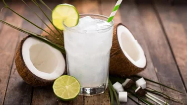 Cinco beneficios del agua de coco para la salud