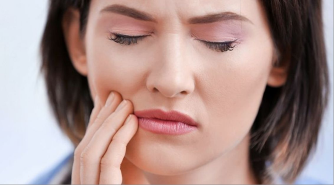 ¿Qué significa el hormigueo facial y cómo actuar si lo sufres?