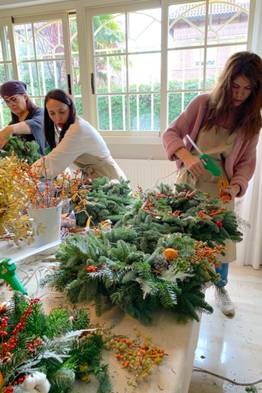 Tres planes creativos para hacer con amigas esta Navidad