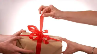 Divertidas frases para enviarle al amigo secreto de la oficina en Navidad Divertidas frases para enviarle al amigo secreto de la oficina en Navidad