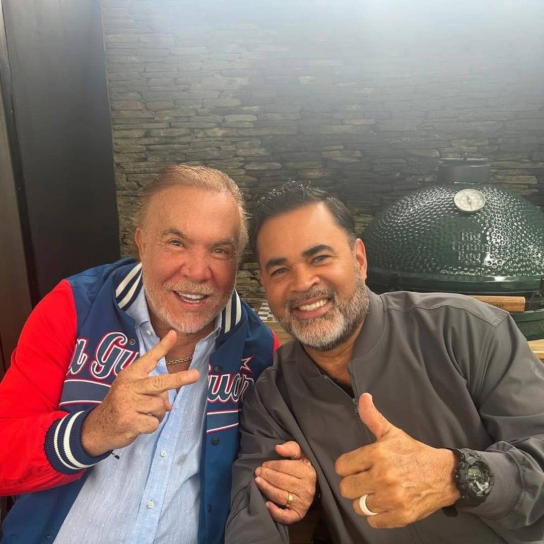 Wilmer Ruperti anuncia que Oswaldo Guillén sigue en los Tiburones de La Guaira