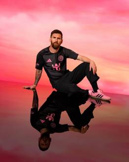 Leo Messi presenta la nueva camiseta de visitante del Inter de Miami (+Fotos)