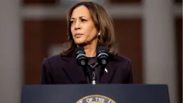 Kamala Harris evalúa postularse a gobernadora Kamala Harris evalúa postularse a gobernadora