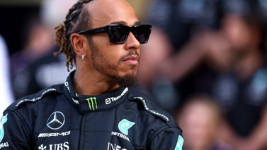 Mercedes rinde homenaje a Lewis Hamilton con un Sir Class