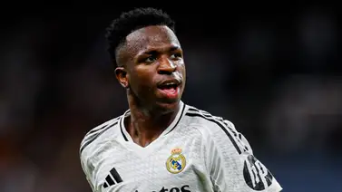 Vinícius Júnior recibe el The Best al mejor jugador del mundo Vinícius Júnior recibe el The Best al mejor jugador del mundo