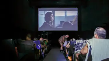 Así fue la primera función de cine para nudista en España (+Detalles) Así fue la primera función de cine para nudista en España (+Detalles)